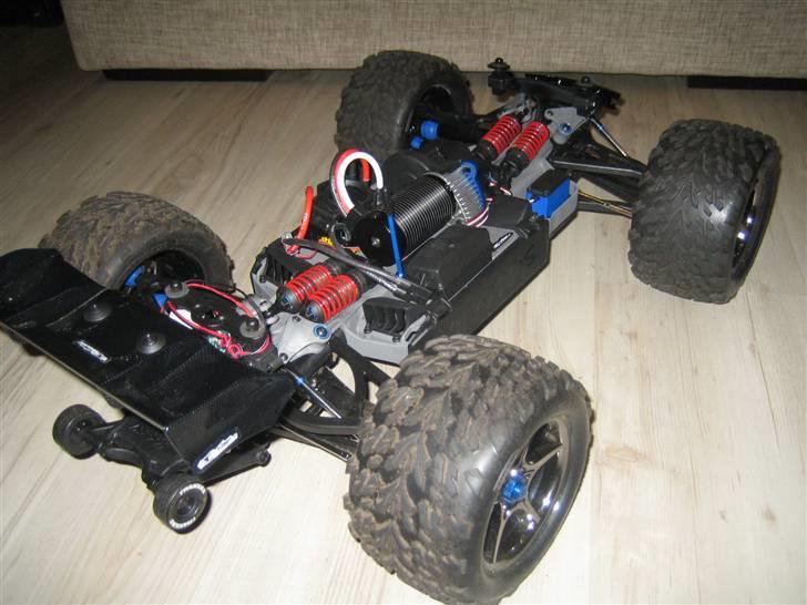 Truck E-Revo Brushless Edition billede 13