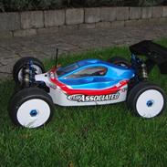 Buggy Team Associated RC8Be