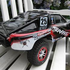 Off-Roader TRX Slash 4x4 Ultimate