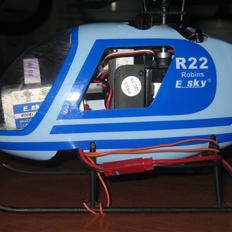 Helikopter Esky Robins 22 