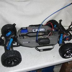 Bil Traxxas Shash 2WD