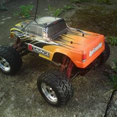 Off-Roader HPI E savage SOLGT