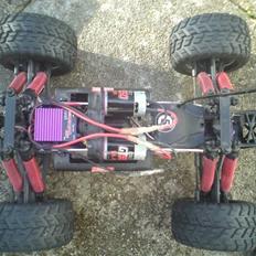 Off-Roader HPI E savage SOLGT