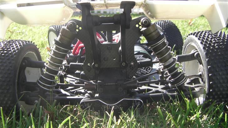 Buggy Xray 808 (E) Converteret billede 19