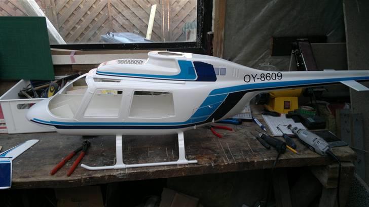 Helikopter Graupner Star Ranger - så er den malet :) billede 2