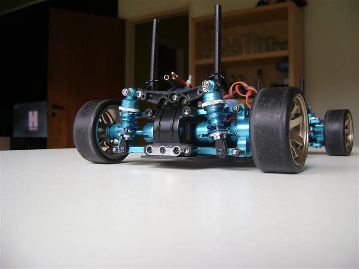 Bil Tamiya TT-01E *Solgt* billede 4