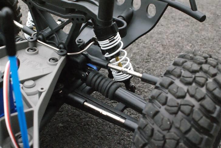 Off-Roader Slash 4x4 ultimate - selv lavet dust boots billede 19