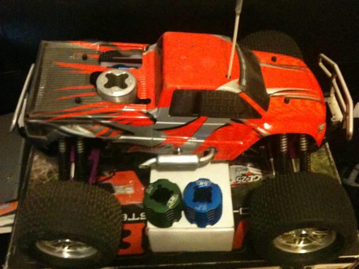Off-Roader HPI savage 25 billede 3