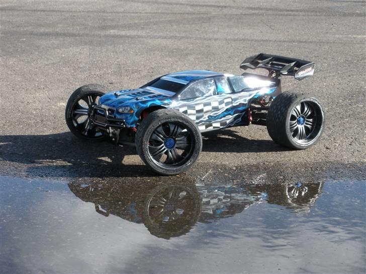 Truck E-Revo Brushless Editon billede 11