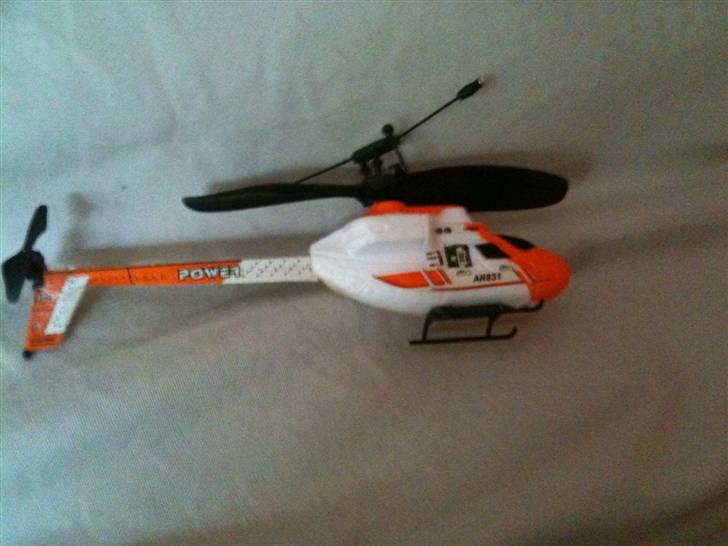 Helikopter Power Champion AR831 billede 1