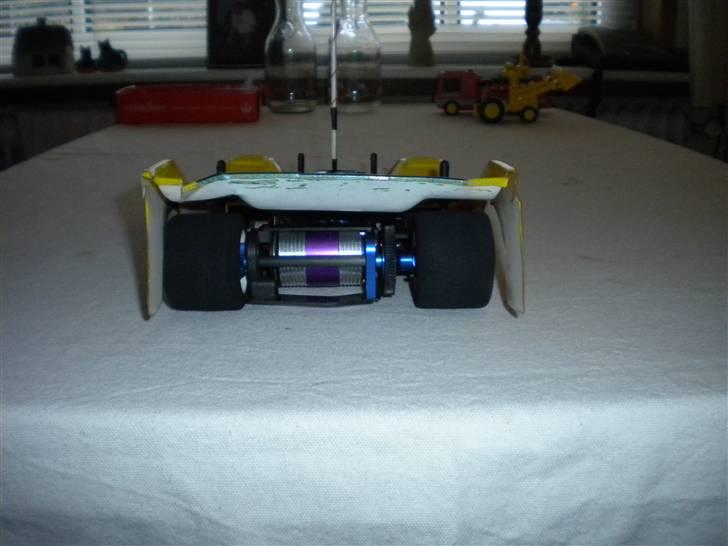 Bil Team Associated L4 billede 3