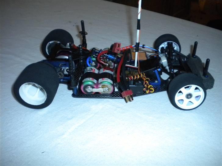 Bil Team Associated L4 billede 12
