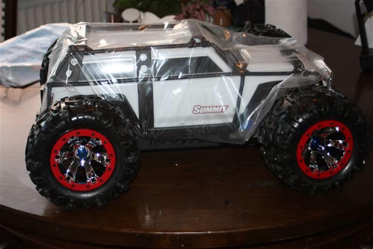 Off-Roader Traxxas Summit billede 3
