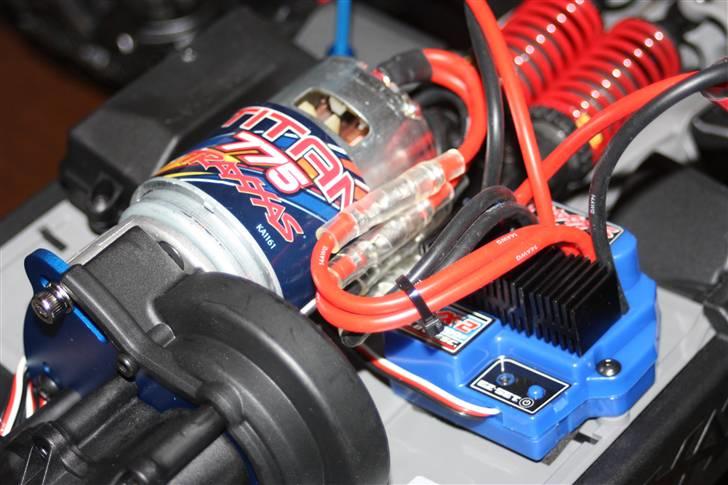 Off-Roader Traxxas Summit billede 9