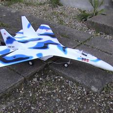 Fly su-27 flanker 