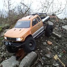 Off-Roader Axial SCX10 Honcho