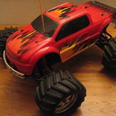 Off-Roader Traxxas E-MAXX