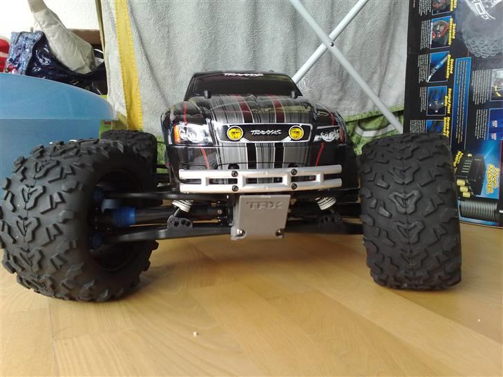 Off-Roader E-Maxx Brushless Edition billede 5