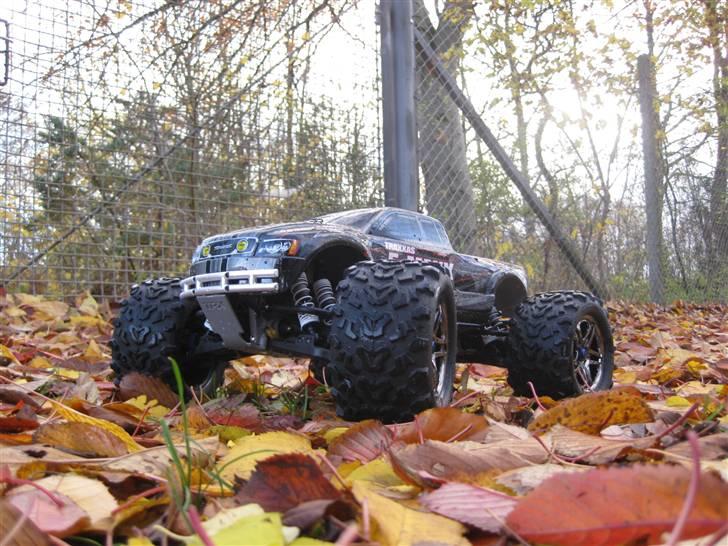 Off-Roader E-Maxx Brushless Edition billede 14