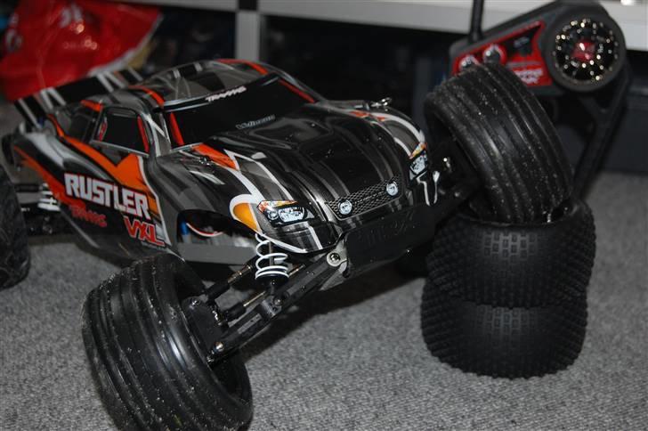 Bil Rustler VXL billede 1