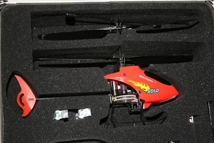 Helikopter "Solo" Nine Eagle billede 5