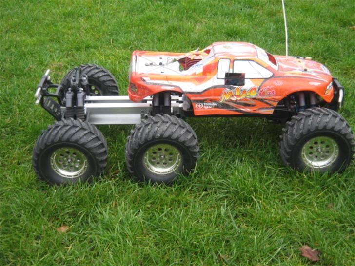 Off-Roader thunder tiger mta-4 6x6 billede 4