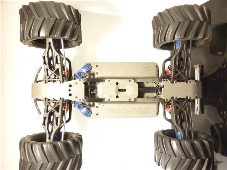 Truck Traxxas E-MAXX SOLGT billede 4