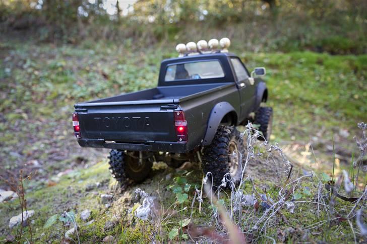 Off-Roader Tamiya Hilux HL Custom  billede 18