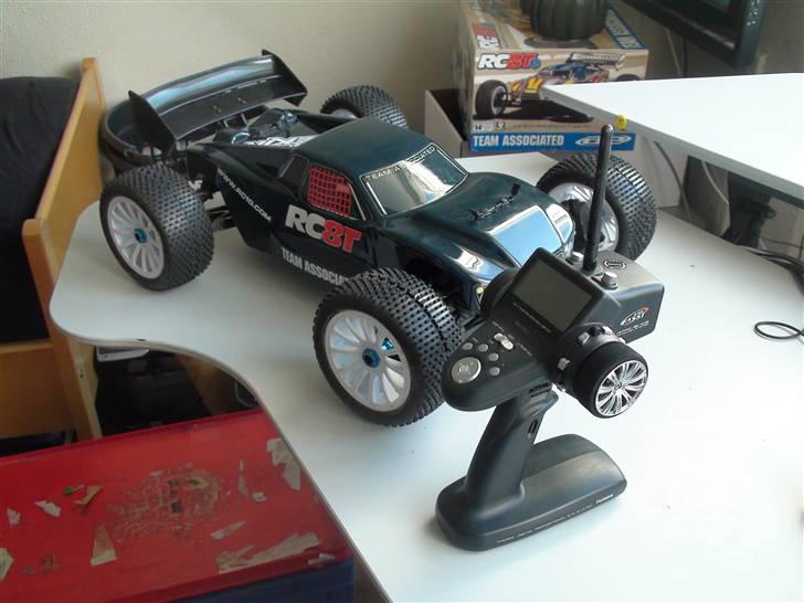 Truck Team Associated RC8Te billede 2