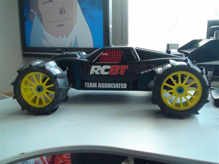 Truck Team Associated RC8Te billede 7