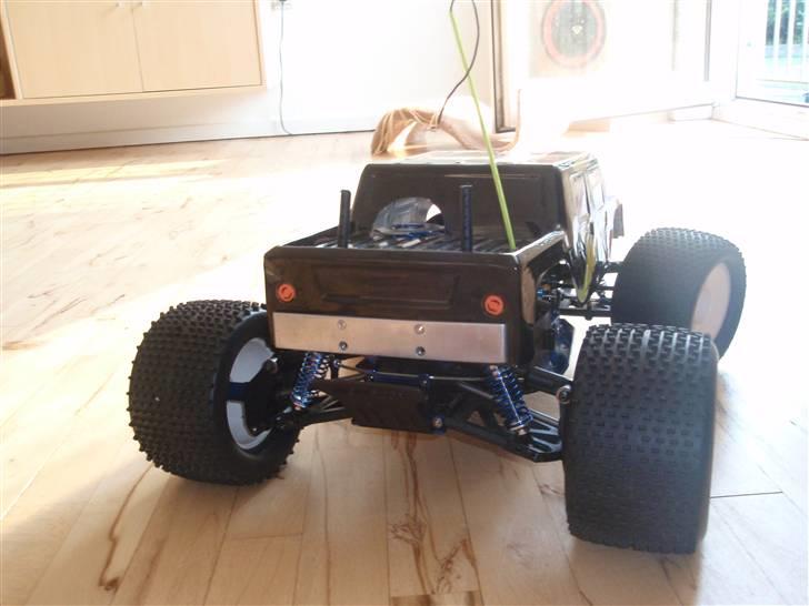 Off-Roader ofna dominater  billede 3