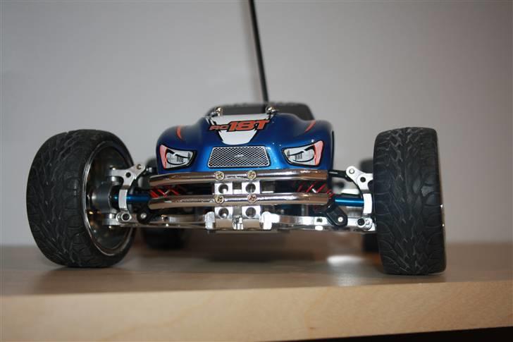 Off-Roader RC18T ALU/CARBON SOLGT billede 9