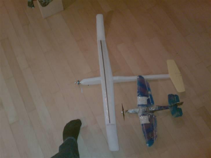 Fly DIY El-svæver dec. 2010 billede 11