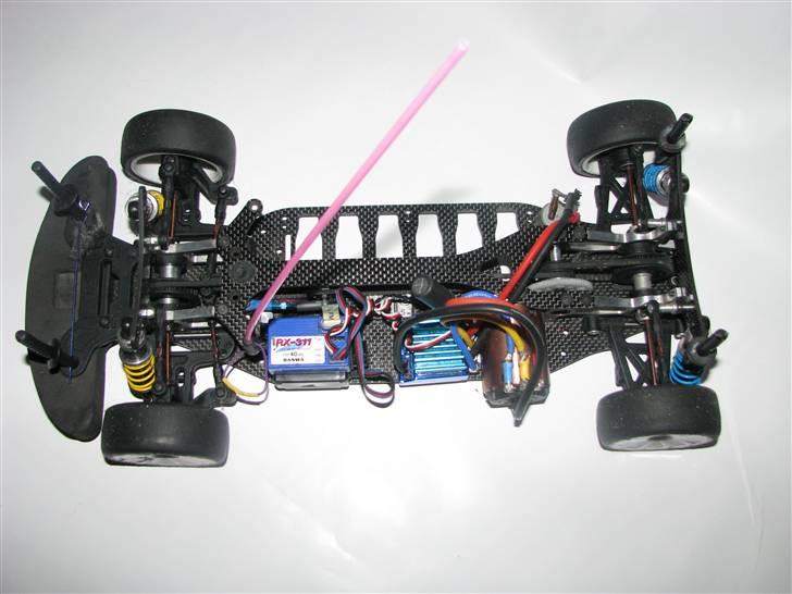 Bil R9 - undervognen i fuld størelse billede 7