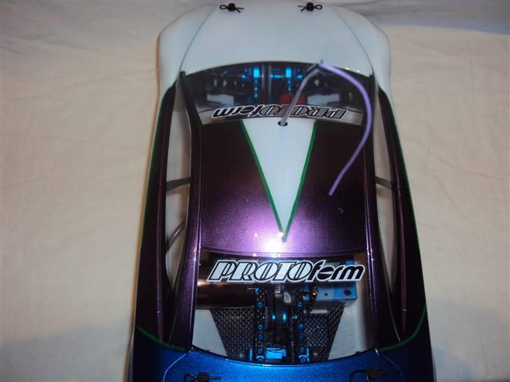 Bil Tamiya TRF416 - farven skifter mellem lilla og grøn efter lyset billede 20