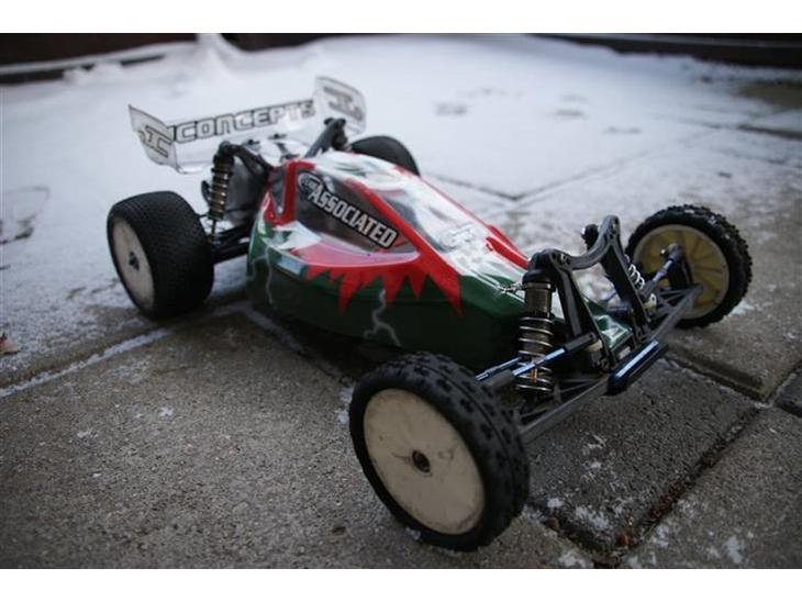 Buggy Associated B4 FT billede 1