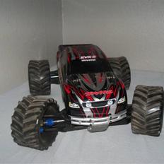 Off-Roader Traxxas E-Maxx 4 WD