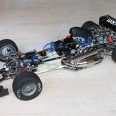 Bil Lauterbacher F1 solgt