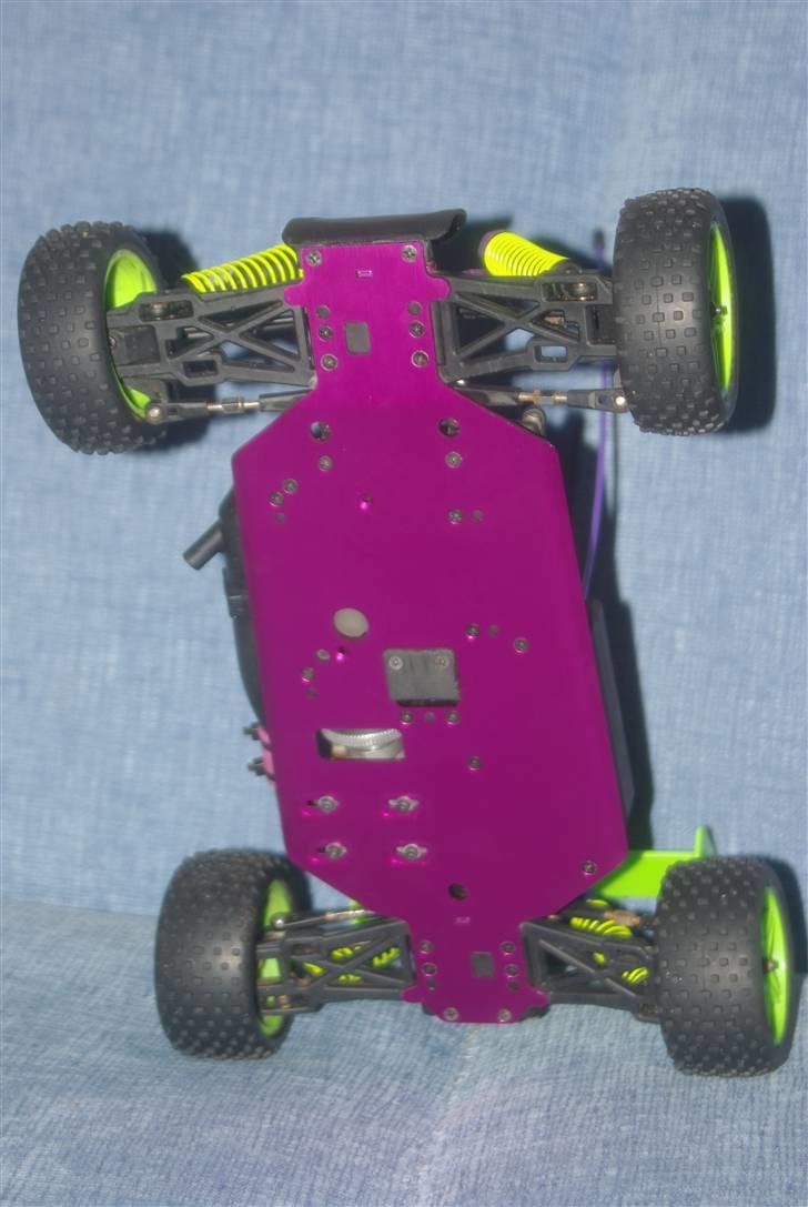 Buggy Atomic Warhead billede 7