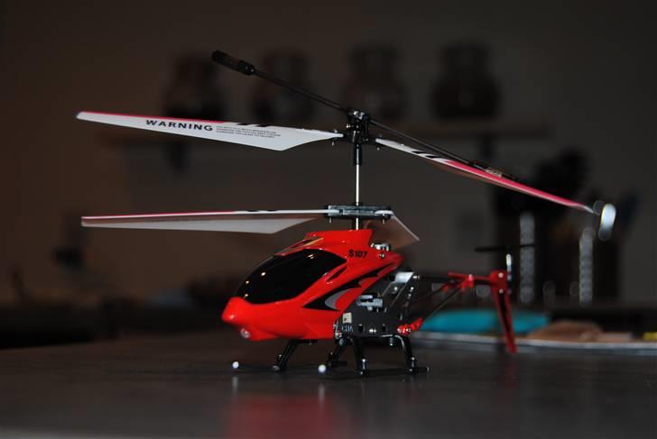 Helikopter SYMA S107G billede 1