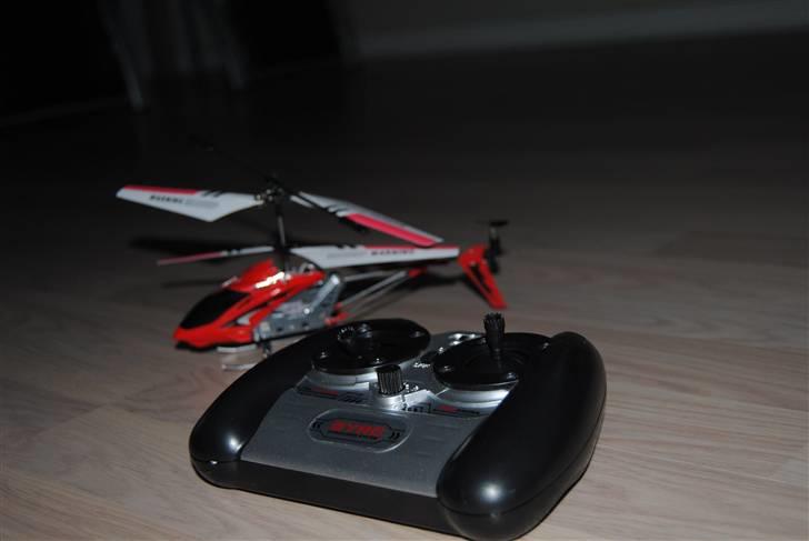 Helikopter SYMA S107G billede 2
