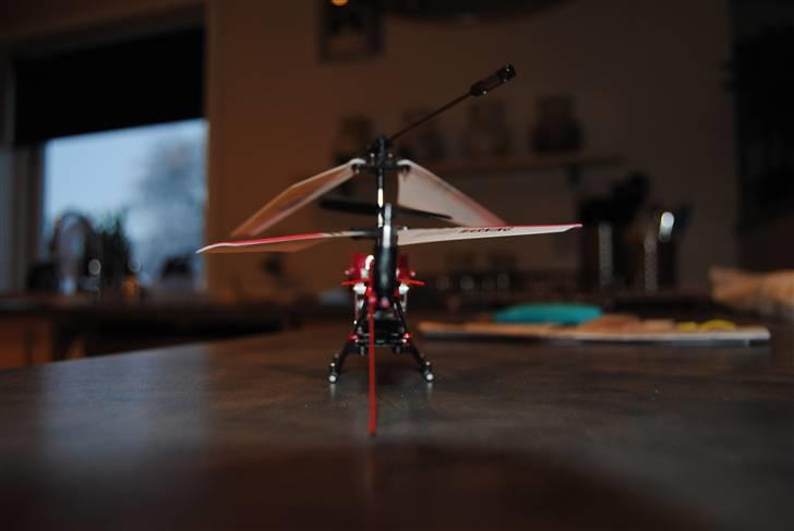 Helikopter SYMA S107G billede 8