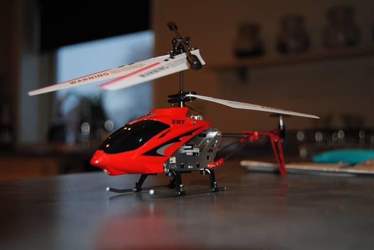 Helikopter SYMA S107G billede 9