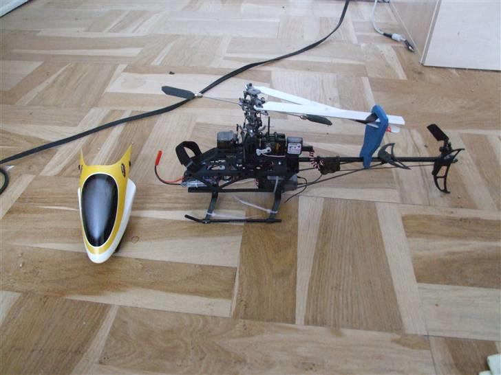 Helikopter Dynam E-Razor 250 Titan billede 4