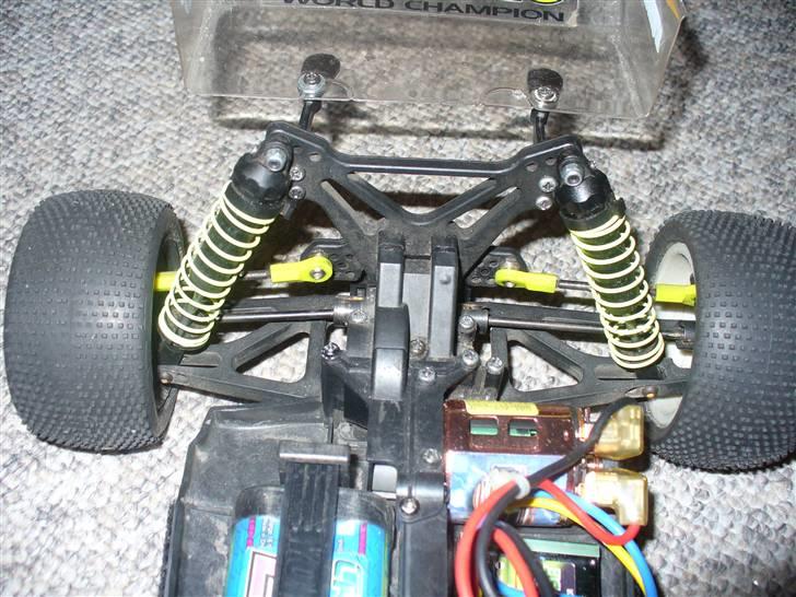 Buggy Yokomo MR4-BC billede 7