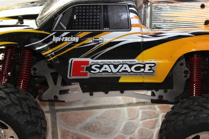 Off-Roader e-savage byttet billede 5