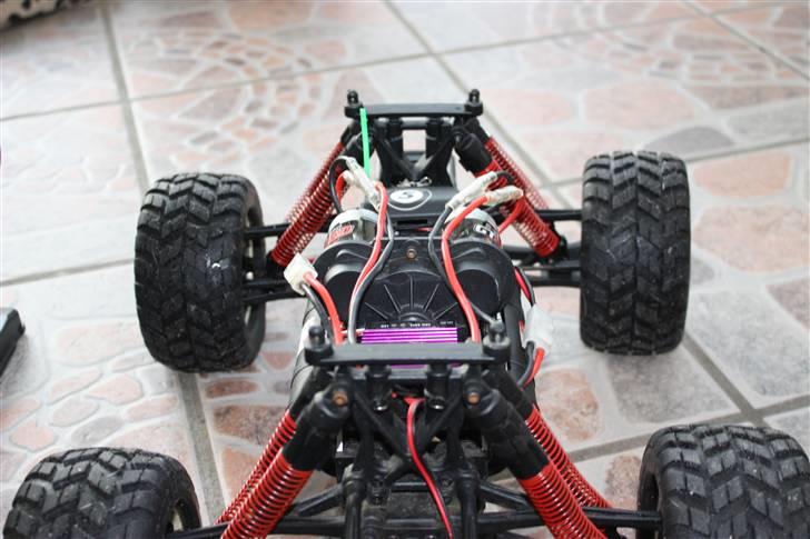 Off-Roader e-savage byttet billede 6