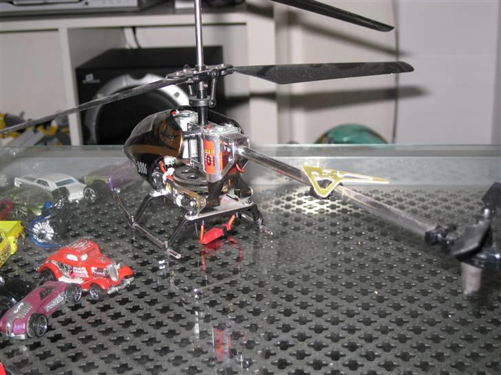 Helikopter S006 Alloy Shark billede 6