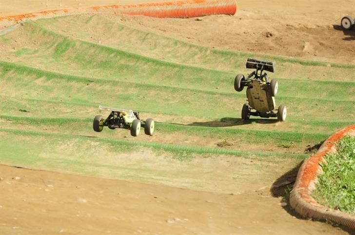 Buggy x-ray 808 specs 10 billede 2