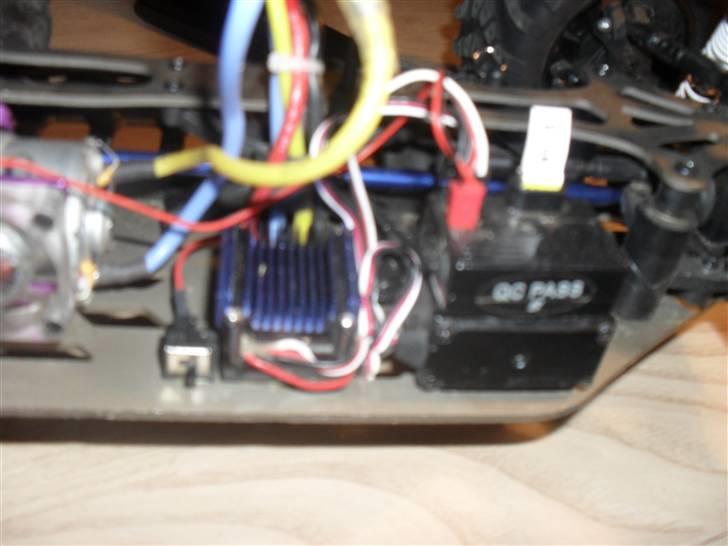 Off-Roader Stealth X09 Truggy (Solgt - elektroniken :)  billede 7